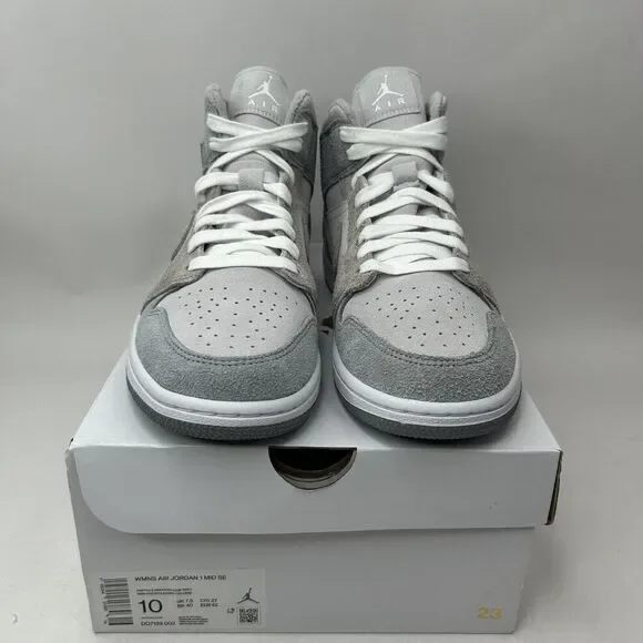 Nike Shoes Air Jordan 1 Mid SE WMNS “Particle Grey/Fleece” 2023
